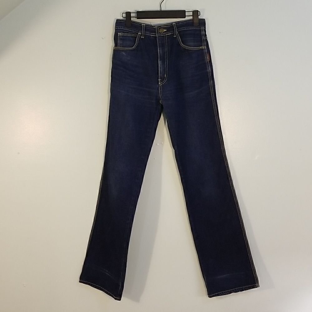 Vintage dark wash, straight  leg jeans . 26 waist.
